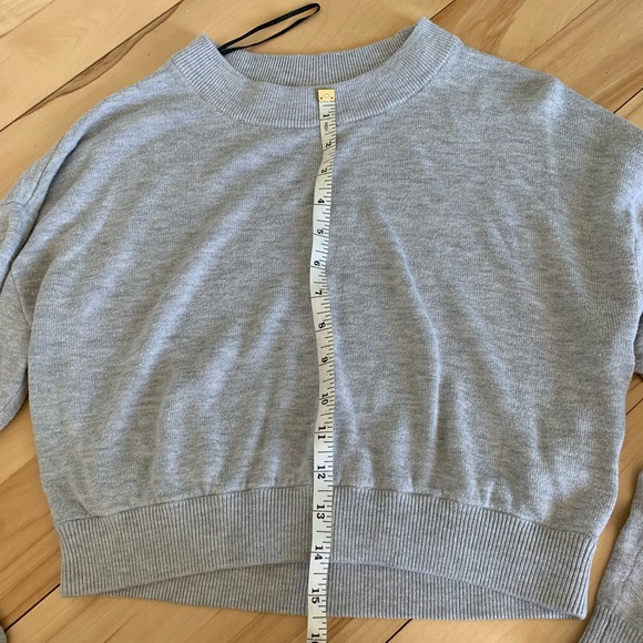 H&M grey sweater top size S - Picture 4 of 6
